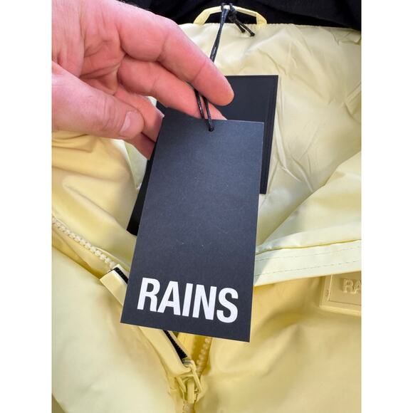 NWT RAINS Women's Loop W Vest Puffer in the color Straw Sz L - Picture 11 of 12